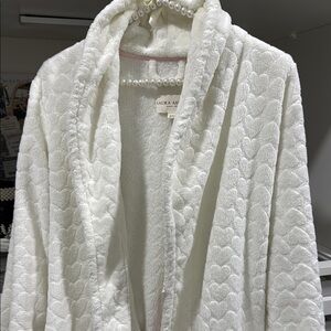 Laura Ashley White Heart Patterned Robe